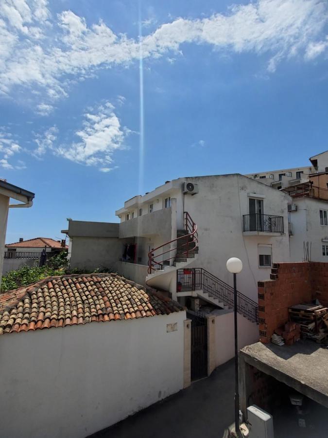 Apartmani Liki Ulcinj Eksteriør bilde