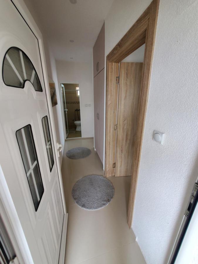 Apartmani Liki Ulcinj Eksteriør bilde